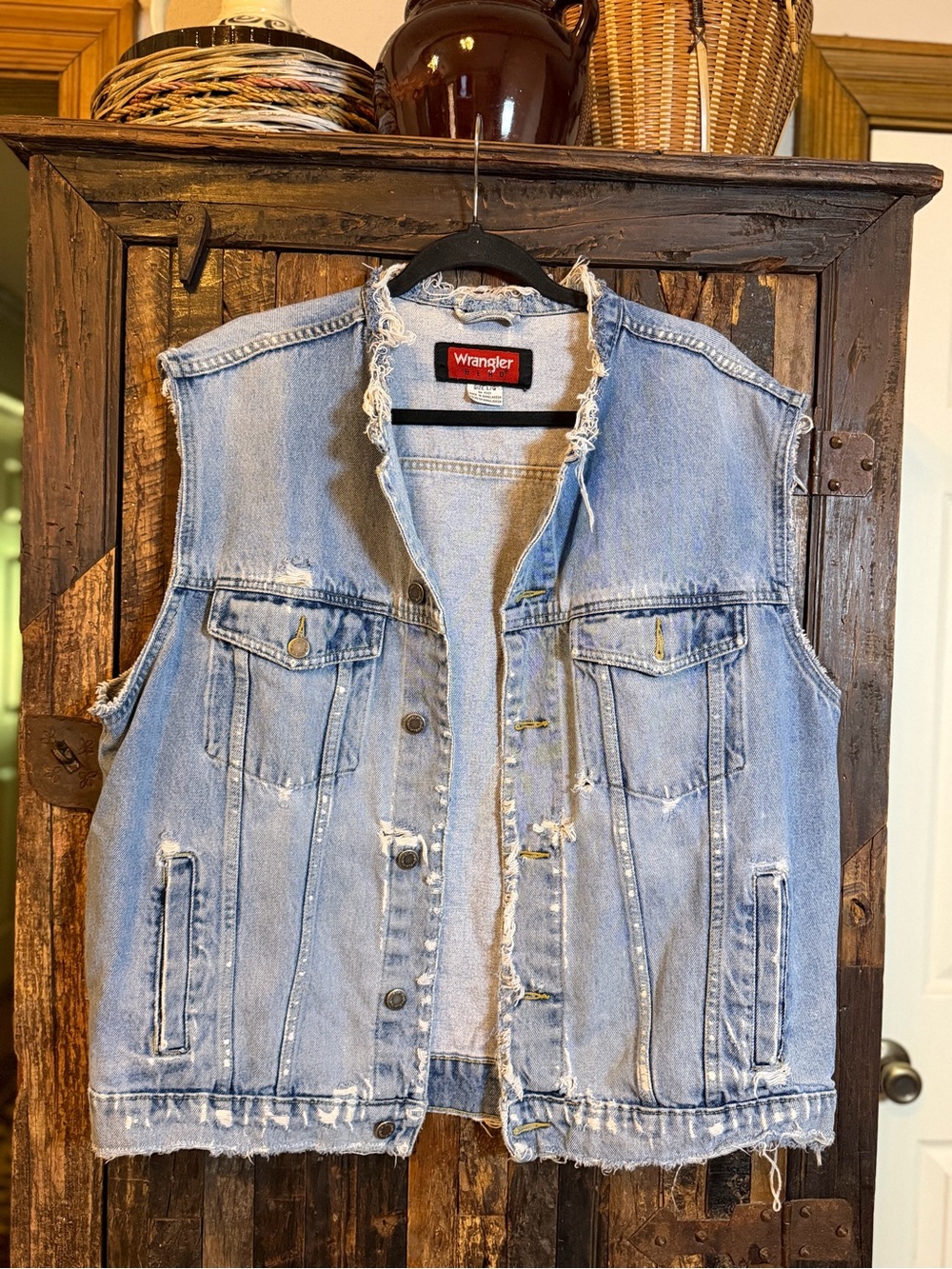 Vintage Wrangler HERO Distressed Denim Vest Size L 90s Western Biker Grunge